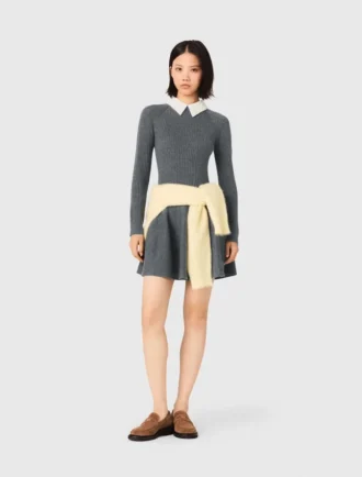 Vestido curto de malha com gola com contas