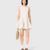 Vestido curto de tweed com corte evasê