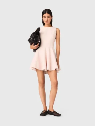 Vestido curto de tweed com corte evasê