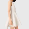 Vestido curto de tweed com corte evasê