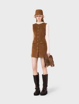 Vestido curto de veludo cotelê