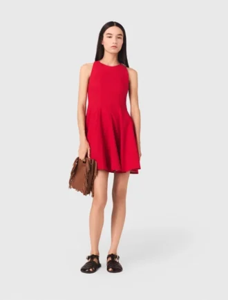 Vestido curto e evasê em mistura de linho