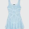 Vestido curto em croché