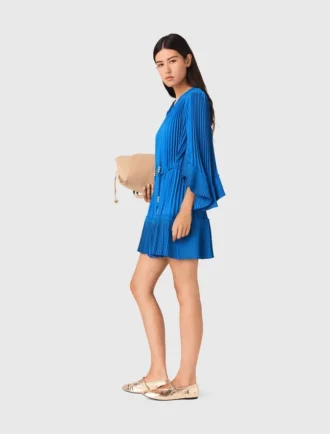 Vestido curto plissado