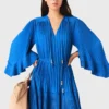 Vestido curto plissado