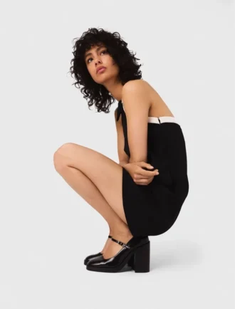 Sapatos Mary Jane em pele