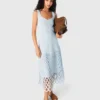 Vestido em croché com forro removível