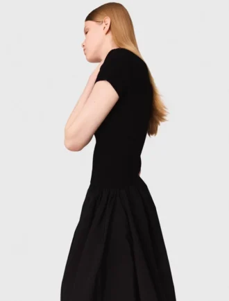 Vestido longo em malha canelada e tafetá