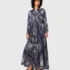 Vestido maxi com estampado bandana