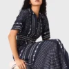 Vestido maxi com padrão esvoaçante