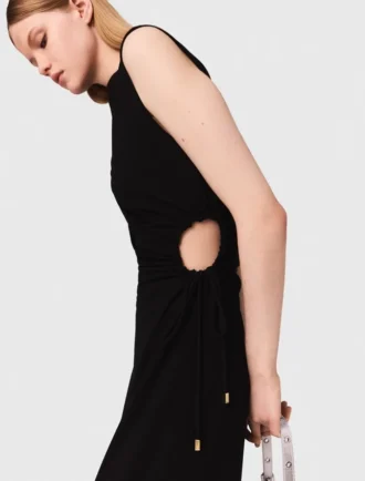 Vestido maxi com recorte na cintura