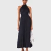 Vestido maxi de cetim plissado