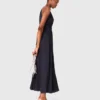Vestido maxi de cetim plissado