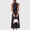 Vestido maxi de cetim plissado