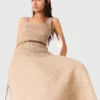 Vestido maxi de malha com strass