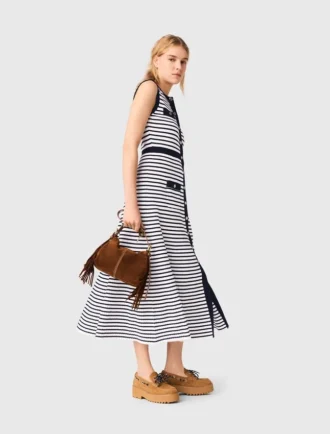 Vestido maxi de malha às riscas