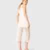 Vestido maxi em croché com strass
