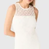 Vestido maxi em croché com strass