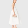 Vestido maxi em tafetá com joias