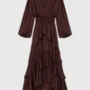 Vestido maxi esvoaçante com folhos