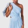 Vestido maxi plissado assimétrico
