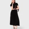 Vestido maxi plissado com gola polo