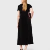 Vestido maxi plissado com gola polo