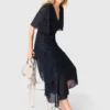 Vestido midi com folhos metálicos