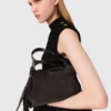 Vestido mini em malha canelada e tafetá
