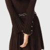 Vestido mini skater de gola alta