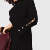 Vestido mini skater de gola alta