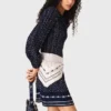 Vestido plissado com estampado bandana