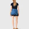 Vestido polo com acabamentos contrastantes
