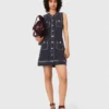 Vestido reto em malha costurada