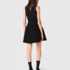 Vestido skater com joias