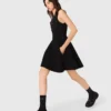 Vestido skater com joias